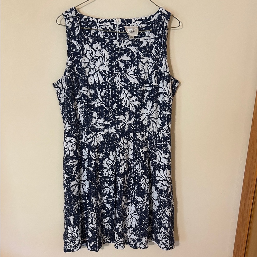 ECI Blue and White Sleeveless Sundress Mini